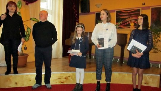 LAUREACI POWIATOWYCH ELIMINACJI MAŁEGO KONKURSU RECYTATORSKIEGO i 65. OGÓLNOPOLSKIEGO KONKURSU RECYTATORSKIEGO GRYFICE 2020