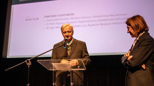 Lech Karwowski odznaczony Złotym Medalem "Gloria Artis"