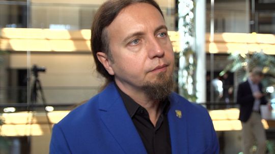 Łukasz Kohut: W latach 50. moja babcia była bita linijką za używanie języka śląskiego w polskiej szkole. Teraz śląszczyzna stała się sexy, jest w muzyce i w reklamach