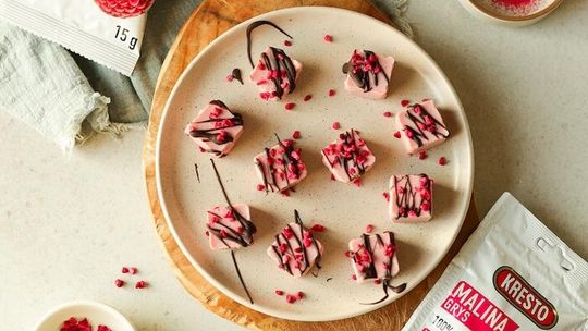 Malinowe chmurki proteinowe