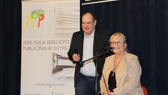 Marzena Kipiel-Sztuka – spotkanie autorskie w gryfickiej bibliotece