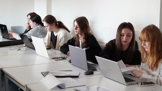 Maturalne last minute. Ruszyły zapisy na bezpłatne korepetycje z matematyki