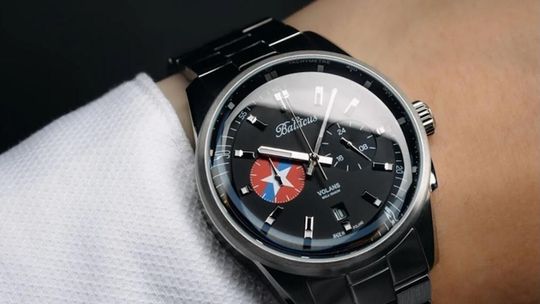 Męski zegarek srebrny. Kiedy sprawdzi się najlepiej i jak go nosić? Męski zegarek srebrny. Kiedy sprawdzi się najlepiej i jak go nosić?