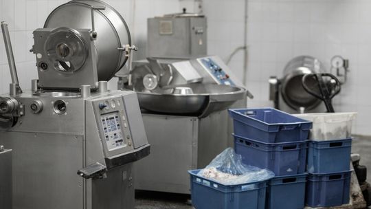 Mieszadło TMR – zastosowanie w branży tworzyw sztucznych