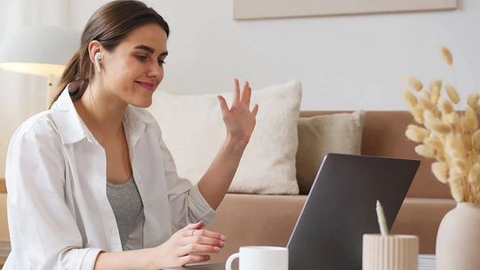 Mieszkanie dla studenta – lepiej kupić czy wynająć?