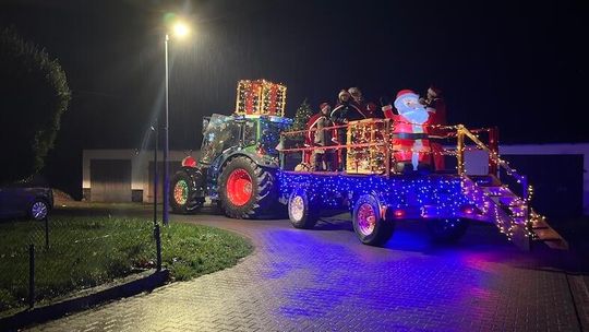 Mikołajki w Mechowie – Mikołaj ma nowy pojazd z „mechanicznym reniferami”