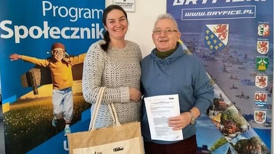 MIKRODOTACJE Z PROGRAMU SPOŁECZNIK DLA OSP CERKWICA I KGW NICZONÓW MIKRODOTACJE Z PROGRAMU SPOŁECZNIK DLA OSP CERKWICA I KGW NICZONÓW