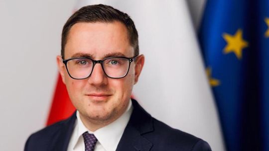 Minister energii Miłosz Motyka spotka się z mieszkańcami Goleniowa. Będą pytania o bezpieczeństwo energetyczne i inwestycje na Pomorzu Zachodnim