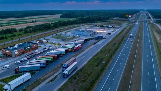MOP jako infrastruktura dla podróżnych na drogach szybkiego ruchu - gdzie zatankujesz i zjesz