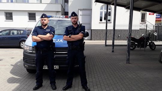 Mundurowi z Gryfic uratowali młodego mężczyznę