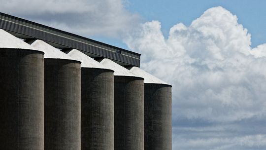 Na czym polega czyszczenie silosów?