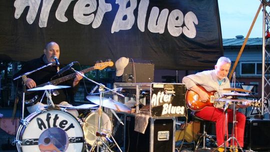 Nadmorska Kolej Wąskotorowa zaprasza na dworzec w Rewalu na koncert zespołu After Blues