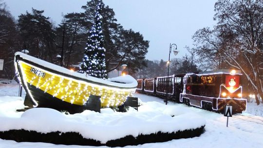 Nadmorska kolejka na zimowe przejażdżki