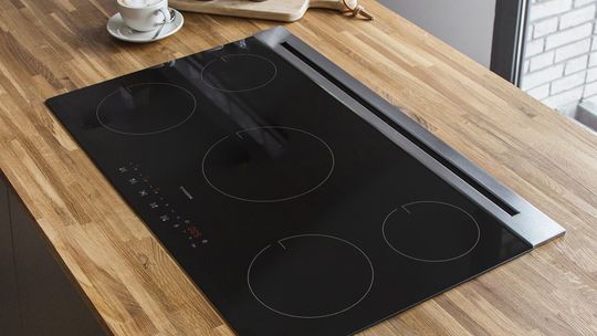 Nakładka wylotu spalin – asystent bezpiecznego gotowania