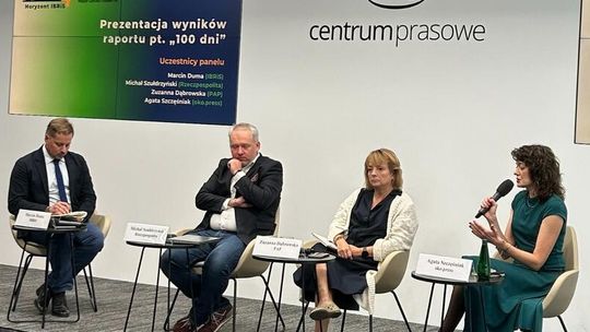 Niemal 30 proc. Polaków informacje o świecie czerpie wyłącznie z internetu