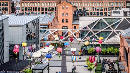 Nieoczywiste pomysły na majówkę „last minute”. Poznaj 6 miejsc, które warto odkryć zamiast zatłoczonych klasyków