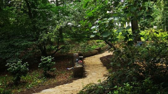 Nowe ścieżki w Ogrodach Przelewice!