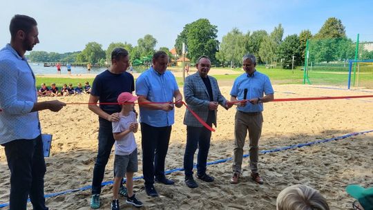 Nowogard – na plaży miejskiej otwarcie nowego boiska