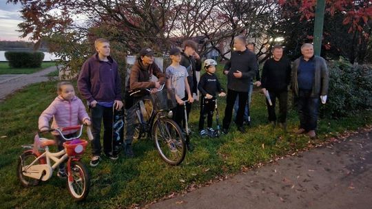 Nowogard: Nowe oświetlenie obiektów sportowych w parku