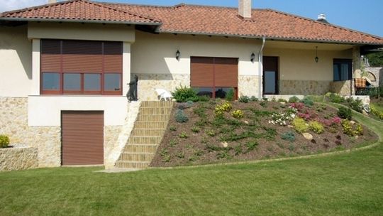 Nowość!    Rolety nadstawne AK-THERM w ofercie Awilux