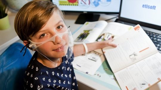 Nowość w klasie Etisoft Personal Protection: mini przyłbica