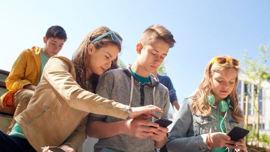 OHP z duchem czasu: infolinia i serwis internetowy dedykowane młodym ludziom