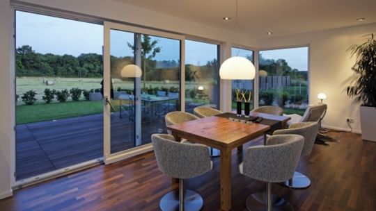 Okna do domu w stylu rustykalnym