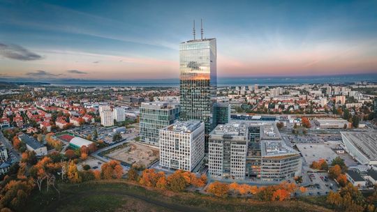 Olivia Star sprzedana Strabagowi. Najwyższy budynek północnej Polski wzmacnia Olivia Centre i otwiera drogę do projektu mixed-use z Olivią Pulse