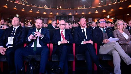 ORLEN na Forum Energia z Polski: „local first” to nie slogan, ale zmiana myślenia o potencjale i roli polskich firm ORLEN na Forum Energia z Polski: „local first” to nie slogan, ale zmiana myślenia o potencjale i roli polskich firm