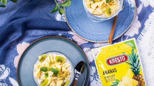 Owsianka z ananasem liofilizowanym