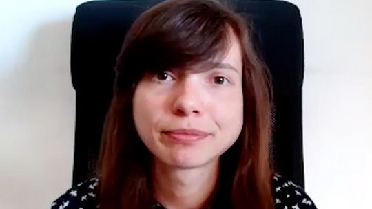 Pary poznane w internecie deklarują mniejszą satysfakcję ze związku. Jeszcze dekadę temu badania wskazywały odwrotny trend