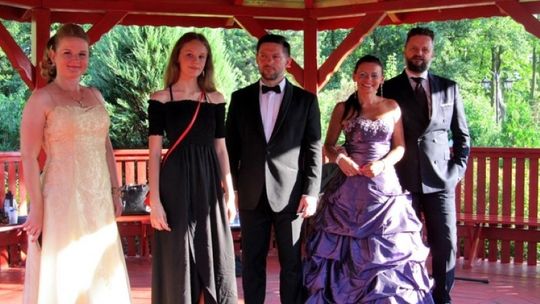 „PIOSENKA FILMOWA WCZORAJ I DZIŚ”