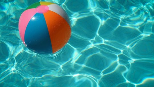 Planujesz wakacyjne promocje? Pamiętaj o tych działaniach