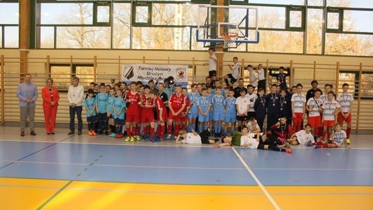 Płoty: Halowy Turniej Drużyn Młodzieżowych im. Władysława Klusarczyka ,,Płoty Ferie CUP 2020"