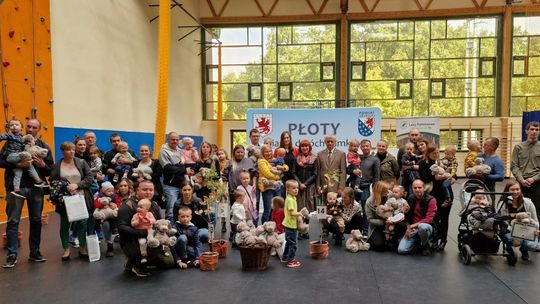 Płoty: Kolejna edycja Akcji "Jedno dziecko-jedno drzewo"