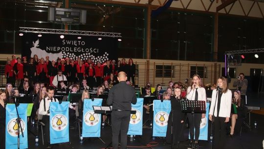 Płoty: Młodzieżowa Orkiestra Dęta - Koncert dla Niepodległej