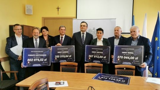 Podpisanie umów o dofinansowanie z Funduszu Dróg Samorządowych