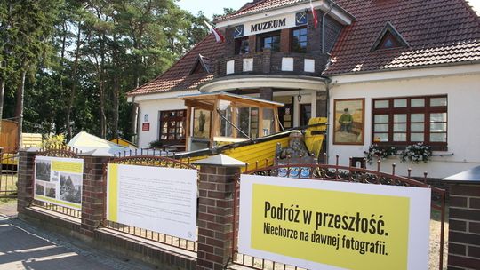 "Podróż w przeszłość. Niechorze na dawnej fotografii"