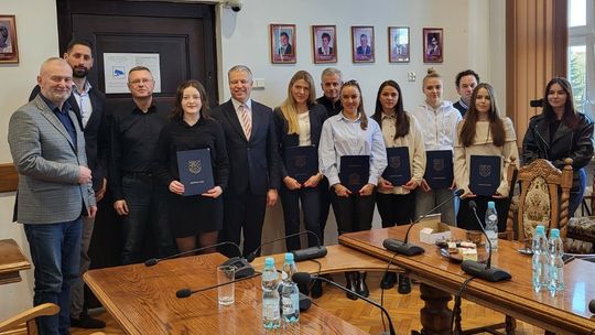 Stypendia oraz podziękowania i gratulacje dla nowogardzkich sportowców