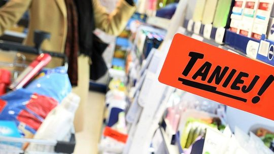 Polacy znaleźli „patent” na tańsze święta. Zakupy robią na ostatnią chwilę, bo liczą na lepsze promocje