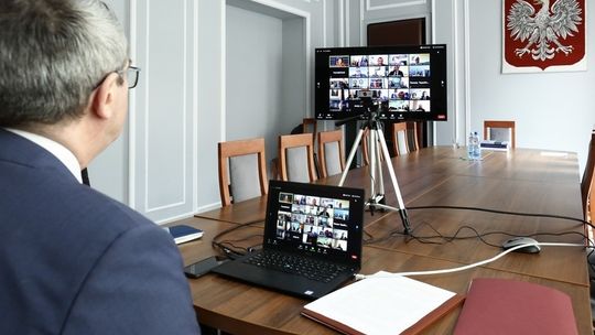 „Politechniki Pomagają"- ZUT w walce z COVID-19