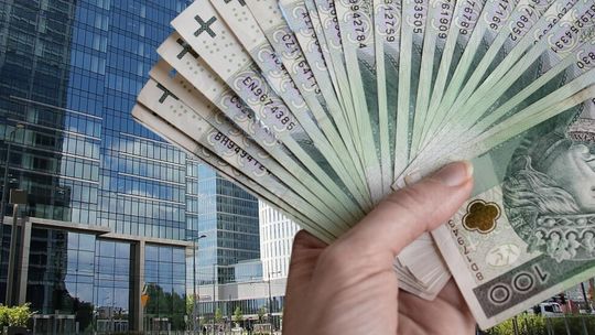 Polski rynek najmu zwrotnego z rekordową aktywnością i najwyższą w historii łączną wartością transakcji Polski rynek najmu zwrotnego z rekordową aktywnością i najwyższą w historii łączną wartością transakcji