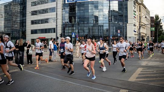 Ponad 1,2 mln zł dla potrzebujących dzięki biegowi Rossmann Run z aplikacją