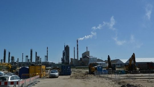 Pozwolenia dla kompleksu Polimery Police