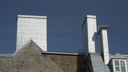 Prefabrykowany komin - kiedy warto się na niego zdecydować?