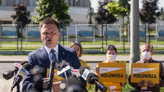 Prezydencki spot Szymona Hołowni o demokracji