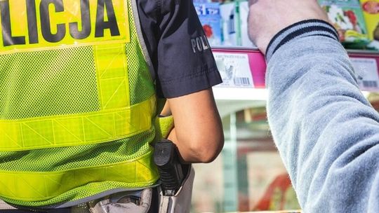 Problem kradzieży w sklepach wciąż balansuje na krawędzi. Są dobre i złe informacje z rynku