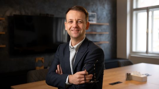 Przed nami fluktuacje, a przydałyby się obniżki. Co z cenami paliw przed świętami?