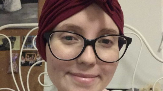 Przyjaciele zagrają i zaśpiewają dla ciężko chorej Julii