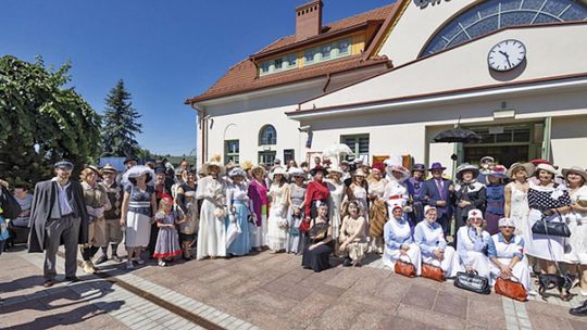 Rabka-Zdrój: Znów cofnie się w czasie. Przed nami VIII Retro Piknik „Dawnej Rabki Czar” Rabka-Zdrój: Znów cofnie się w czasie. Przed nami VIII Retro Piknik „Dawnej Rabki Czar”